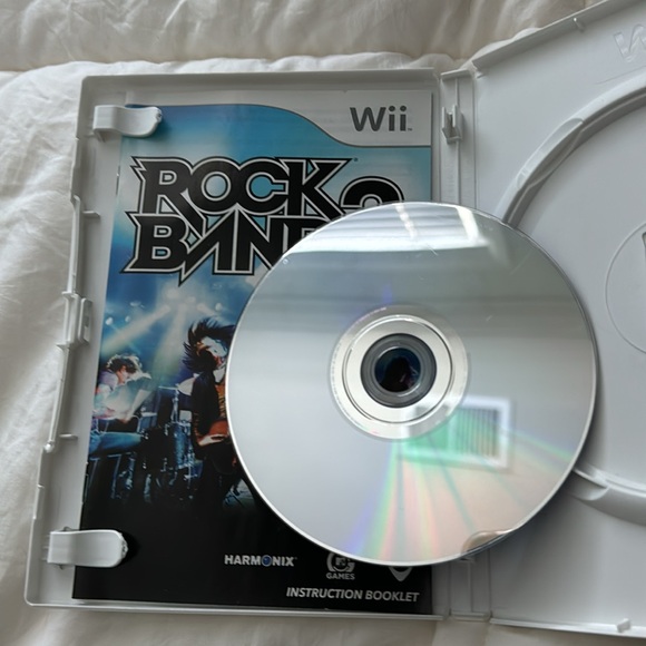 3 Nintendo Wii Games - Karaoke, Rock and Dance - Picture 14 of 14